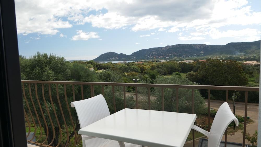 Corsica Hostel Porto-Vecchio, Partie Dortoirs エクステリア 写真