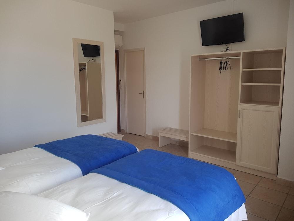 Corsica Hostel Porto-Vecchio, Partie Dortoirs エクステリア 写真